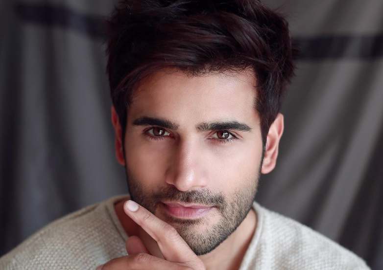 Karan Tacker