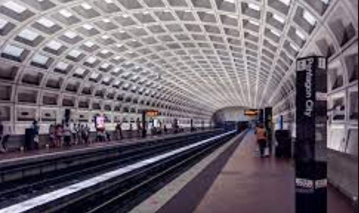 Pentagon City Metro Station 