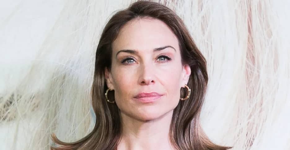 Claire Forlani