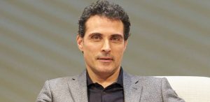 Rufus Sewell