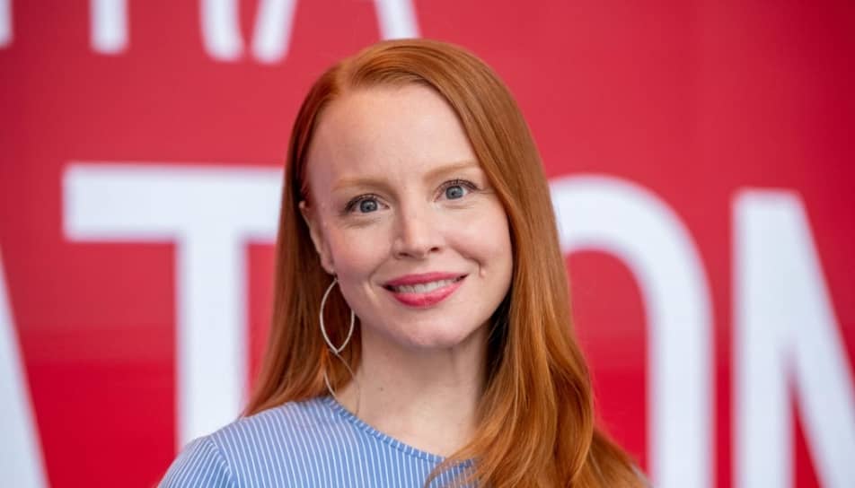 Lauren Ambrose