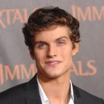 Daniel Sharman