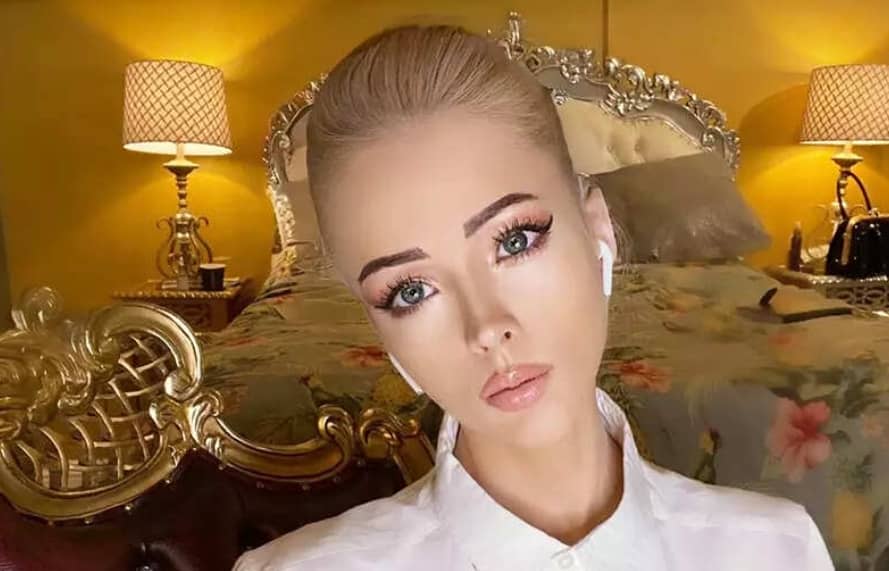 Valeria Lukyanova
