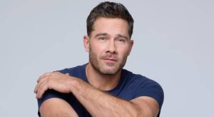 Luke Macfarlane