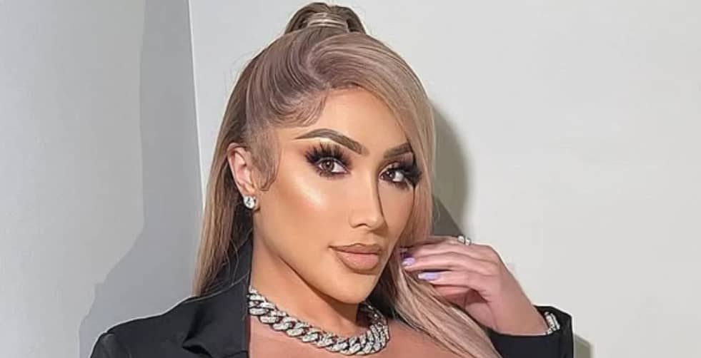 Nikki Mudarris
